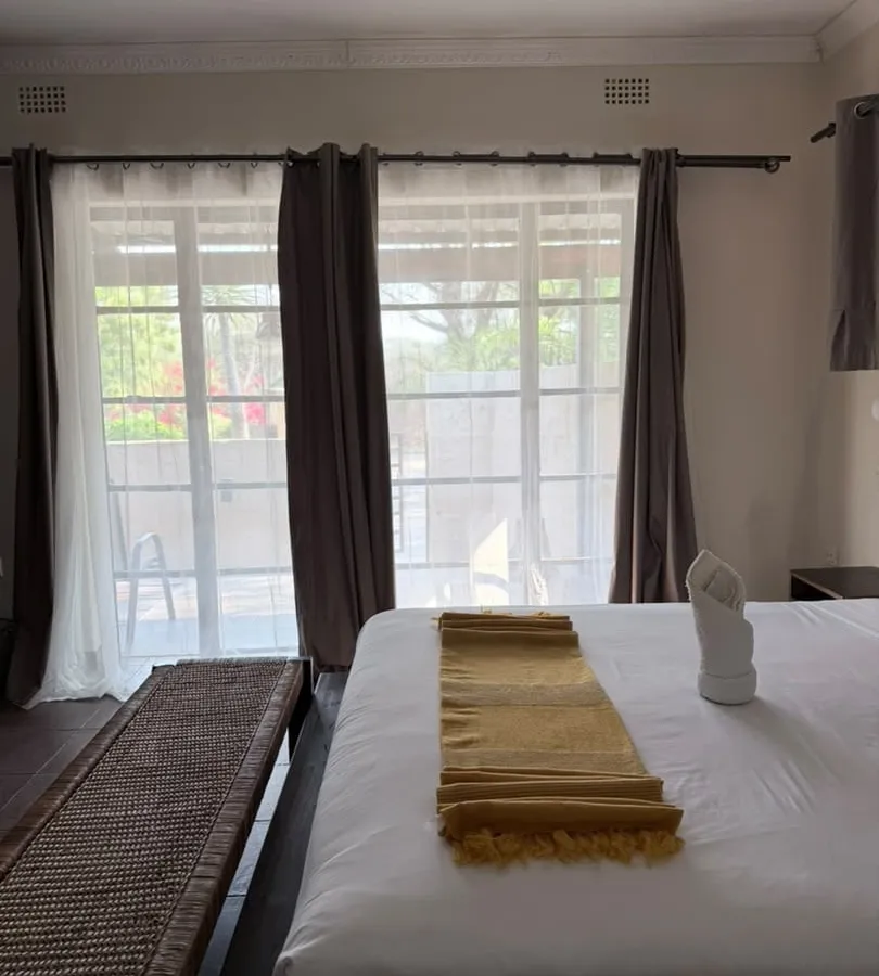 Savuti Room — photo 1 of 5
