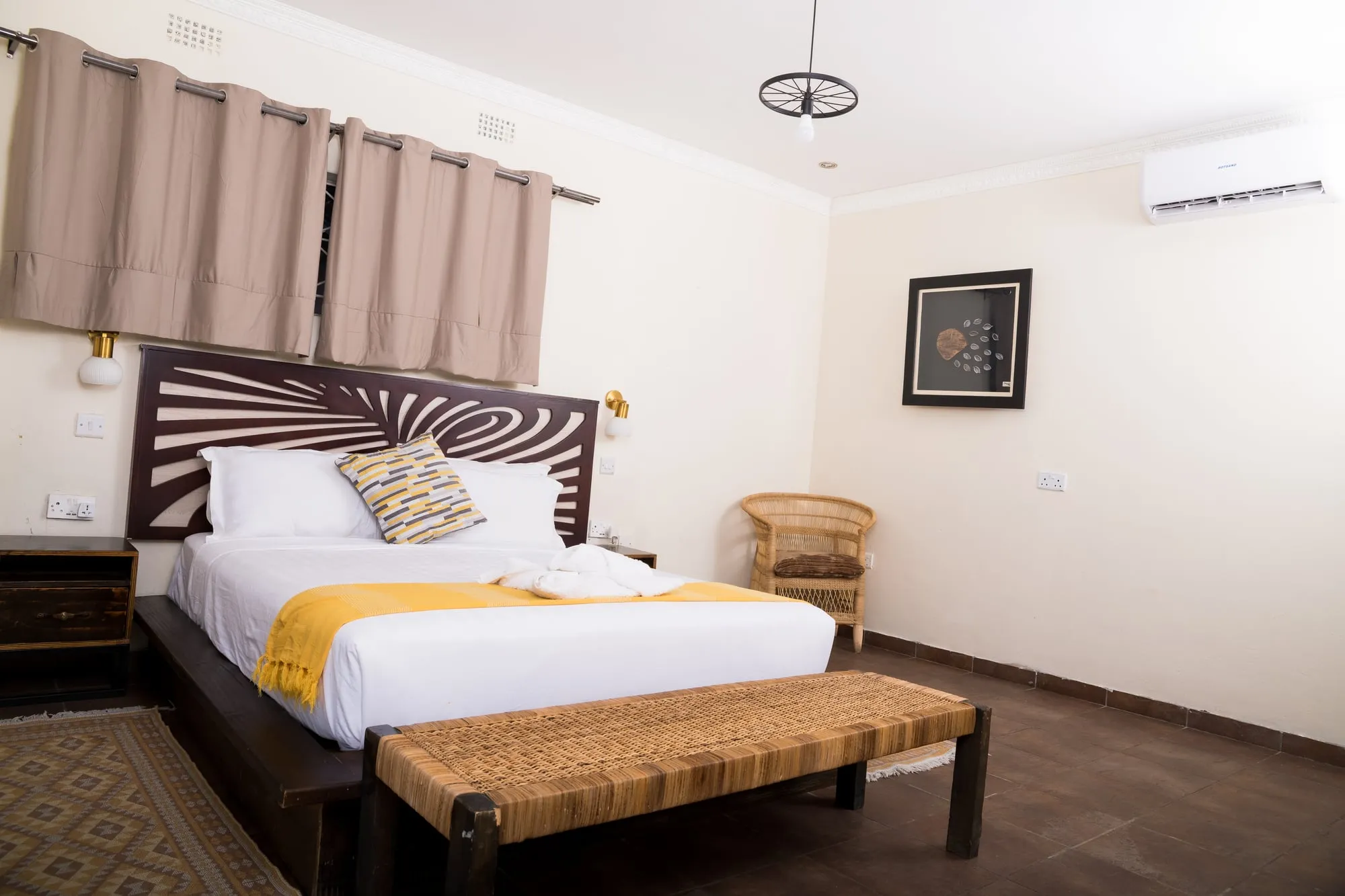 Linyanti Room — photo 1 of 2