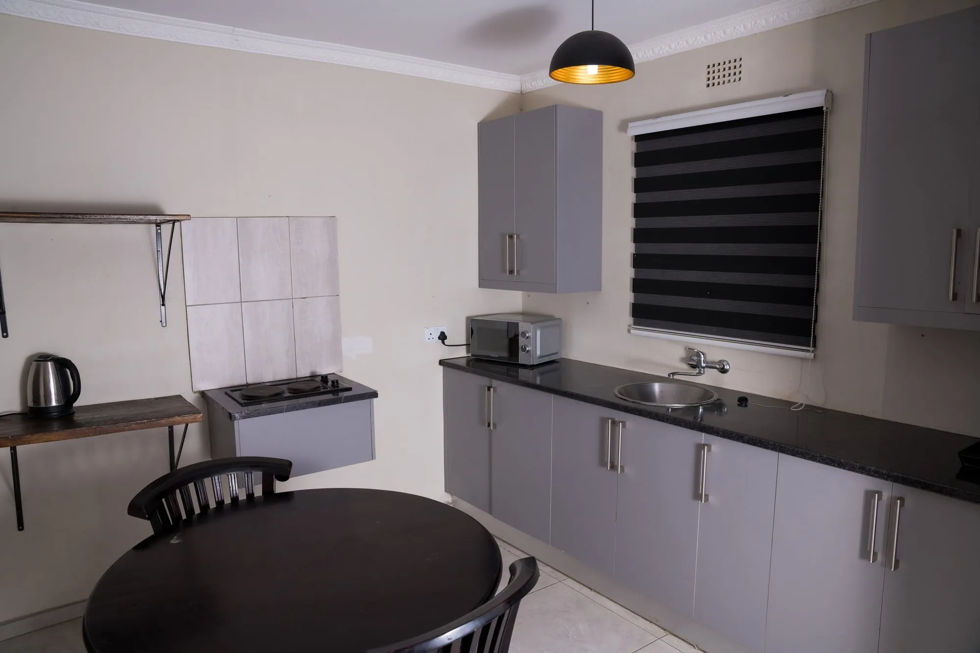 Okavango Room — photo 11 of 15