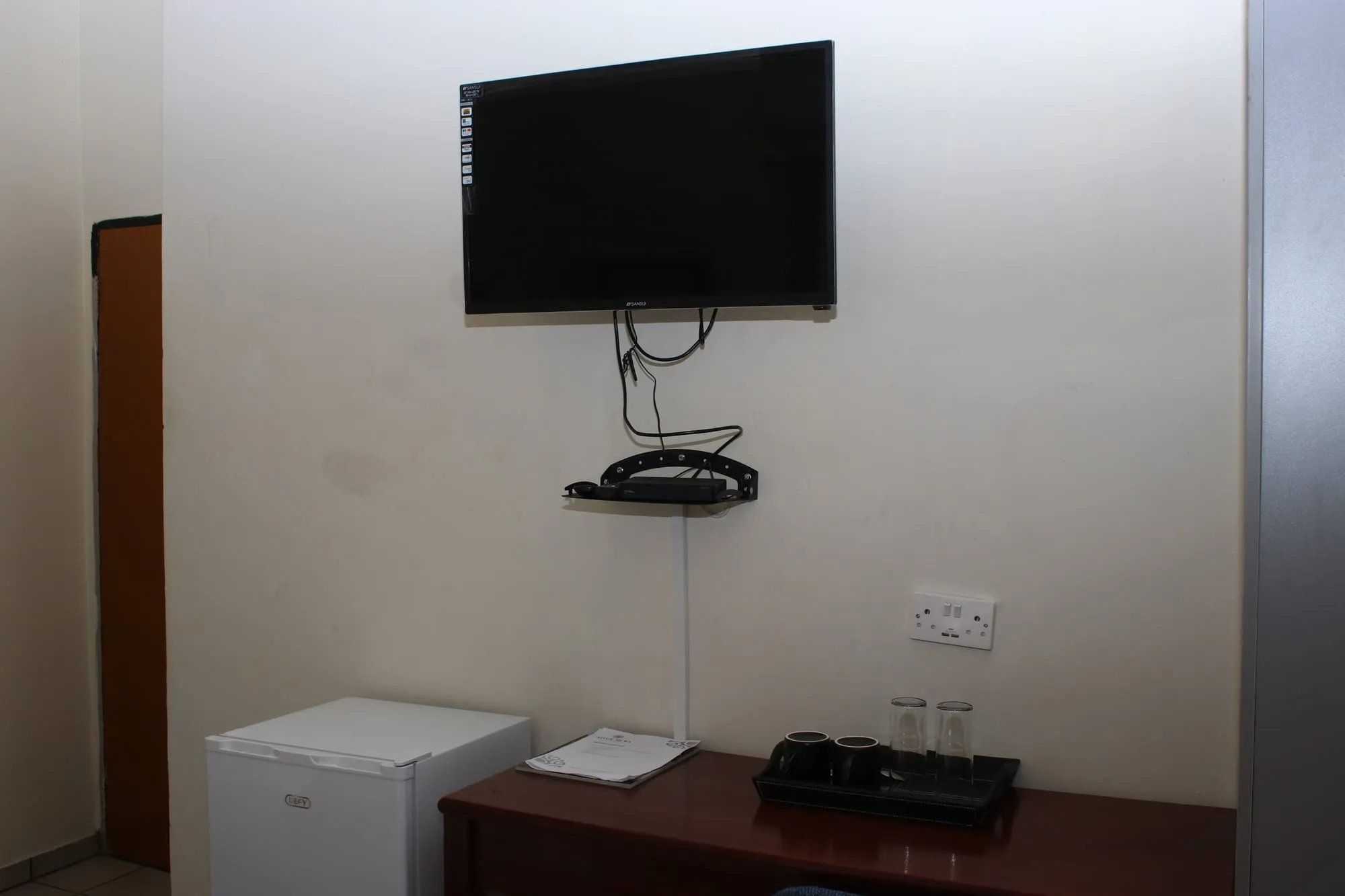 Notwane Room — photo 3 of 5