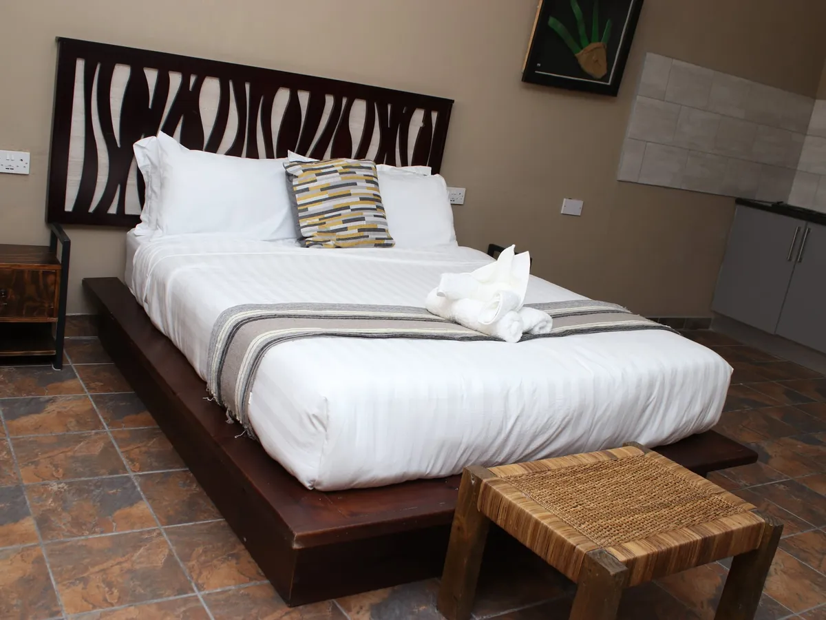 Shashe Room — photo 6 of 8