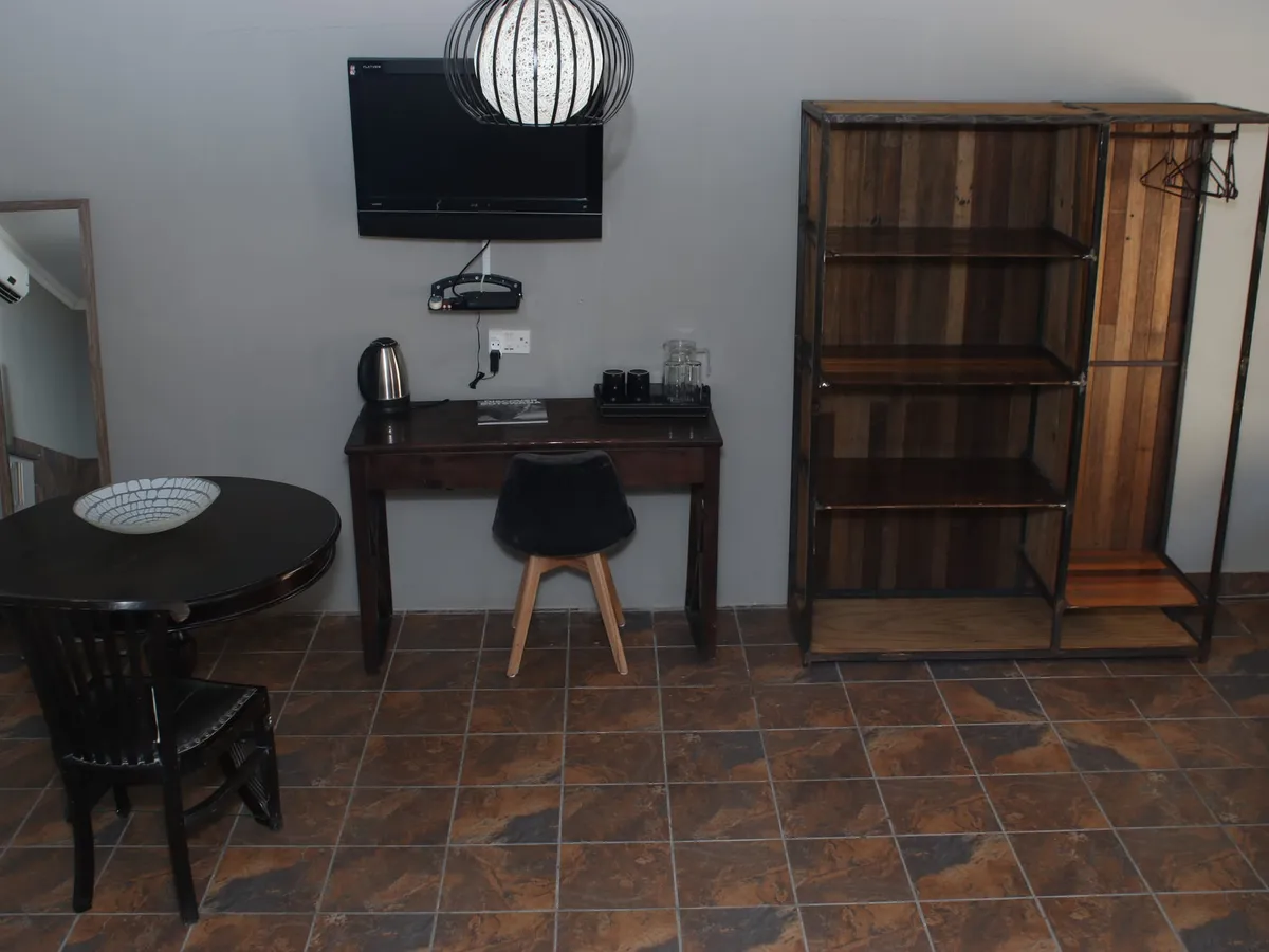 Chobe Room — photo 9 of 11